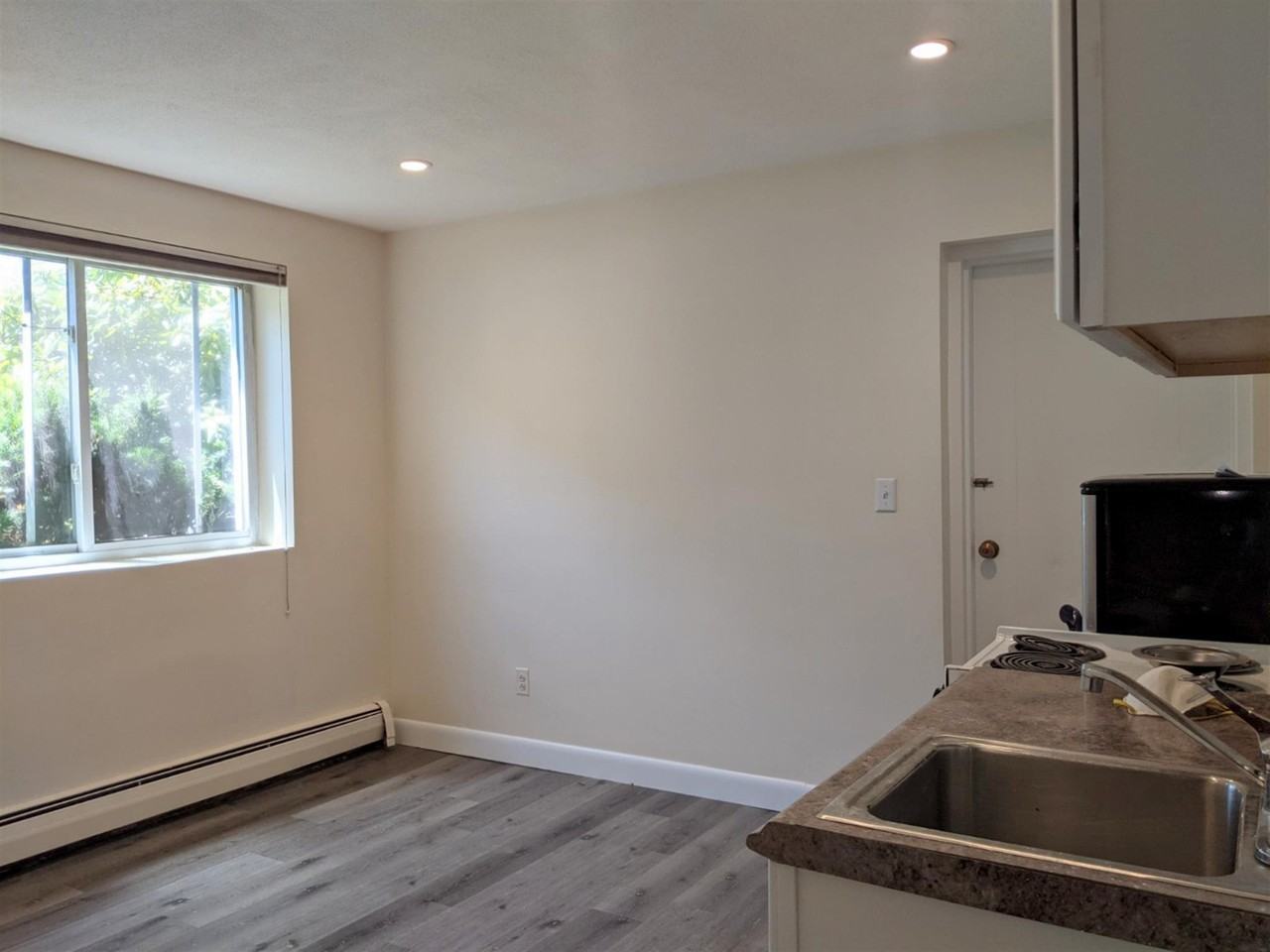 1003 Massachusetts Ave #4 - Photo 2 of 13