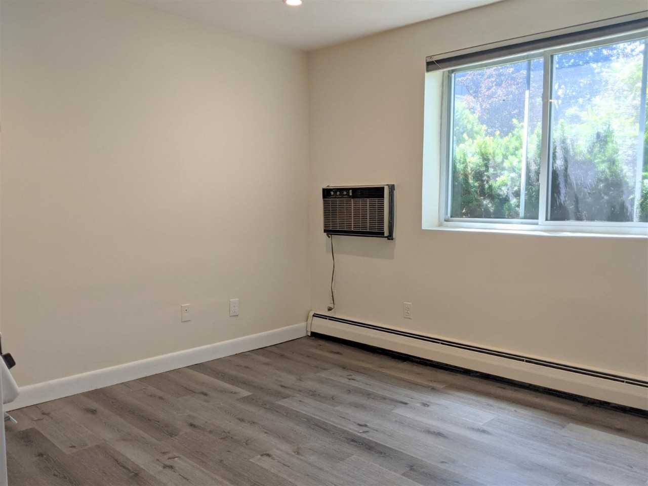 1003 Massachusetts Ave #4 - Photo 3 of 13