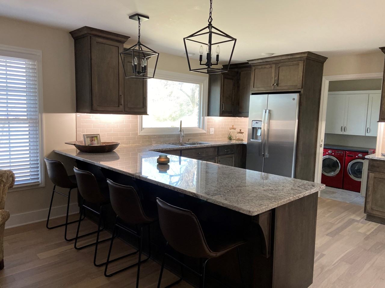 2701 Thompson Dr #NA - Photo 3 of 9