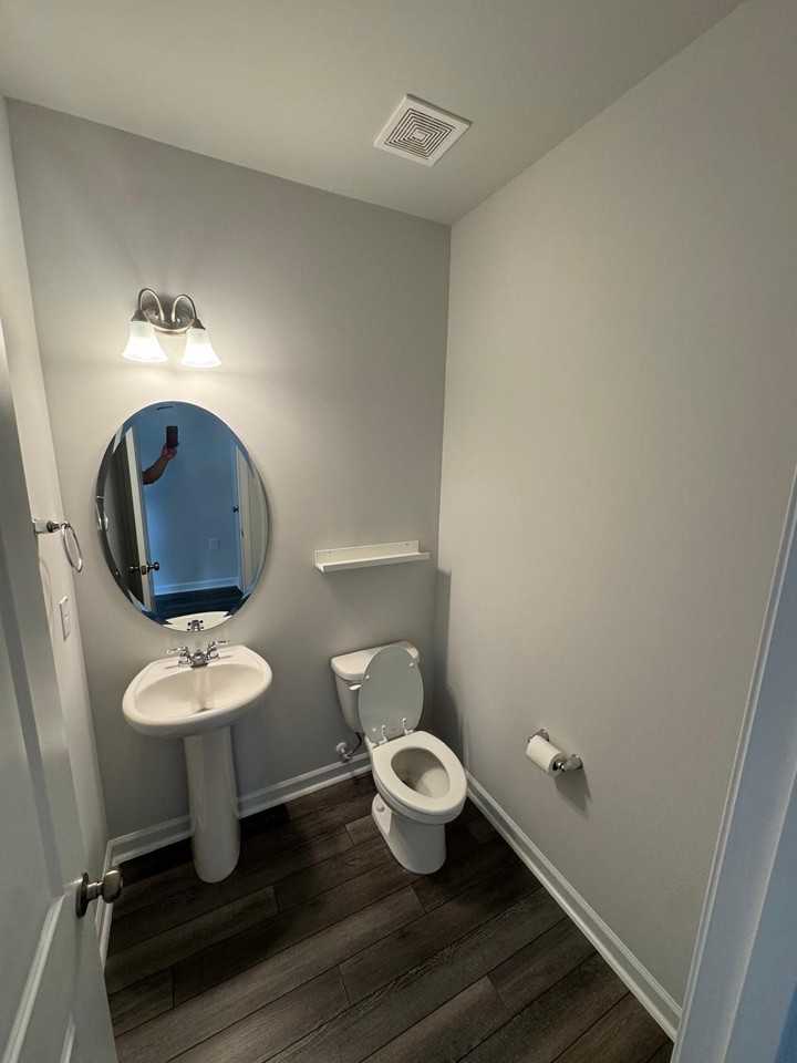 1980 Rosedale Ridge Ave - Photo 4 of 10