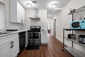 featured image of 1711 13th Ave S #NA