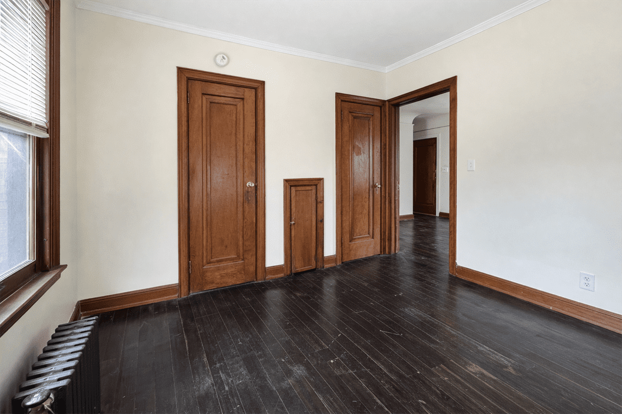 509 3rd St #6 - Photo 5 of 10