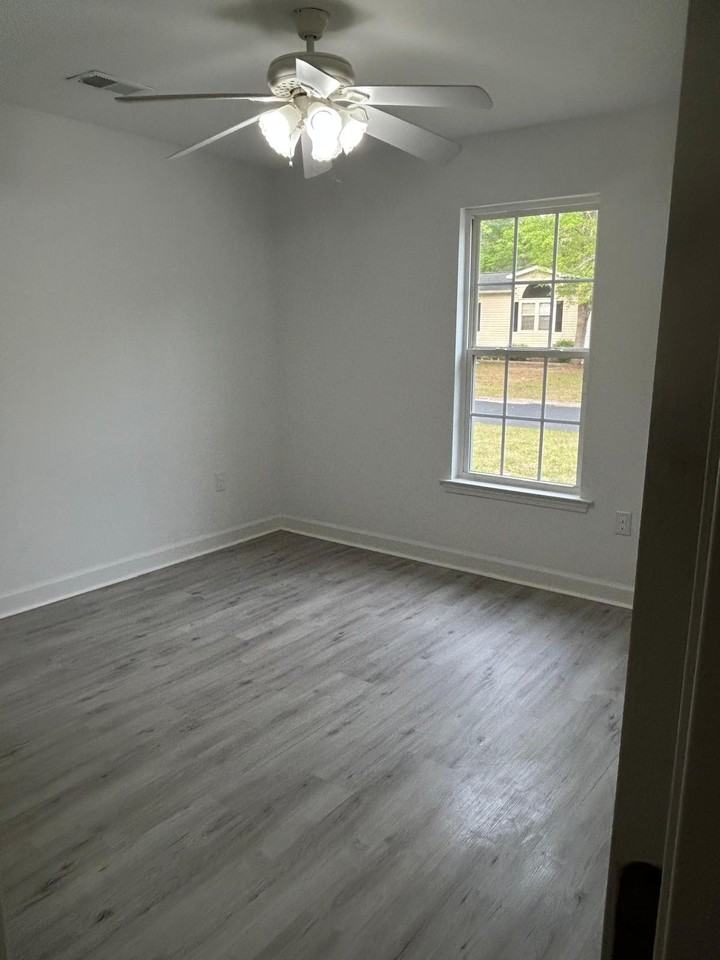 2007 Phoenix Dr #NA - Photo 3 of 15