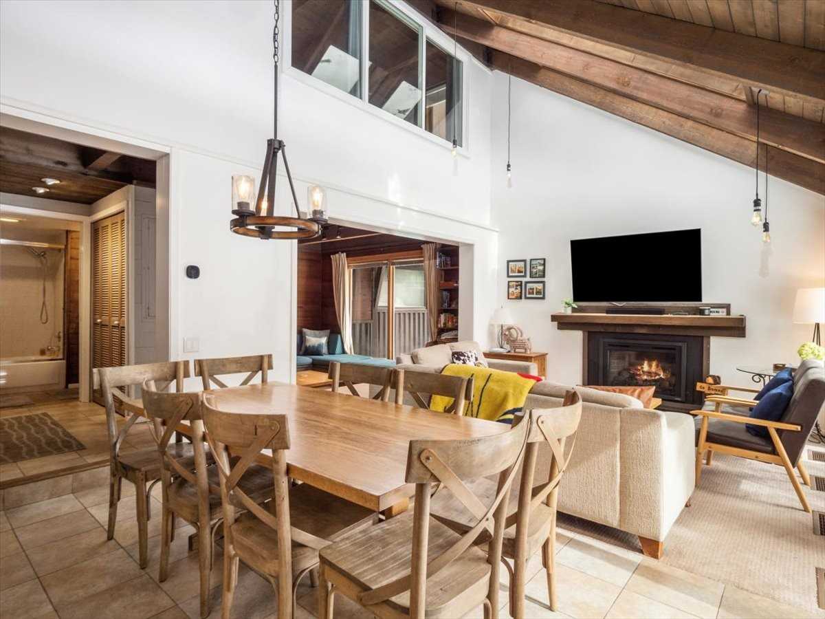 1446 Broken Lance Dr #7 - Photo 7 of 24