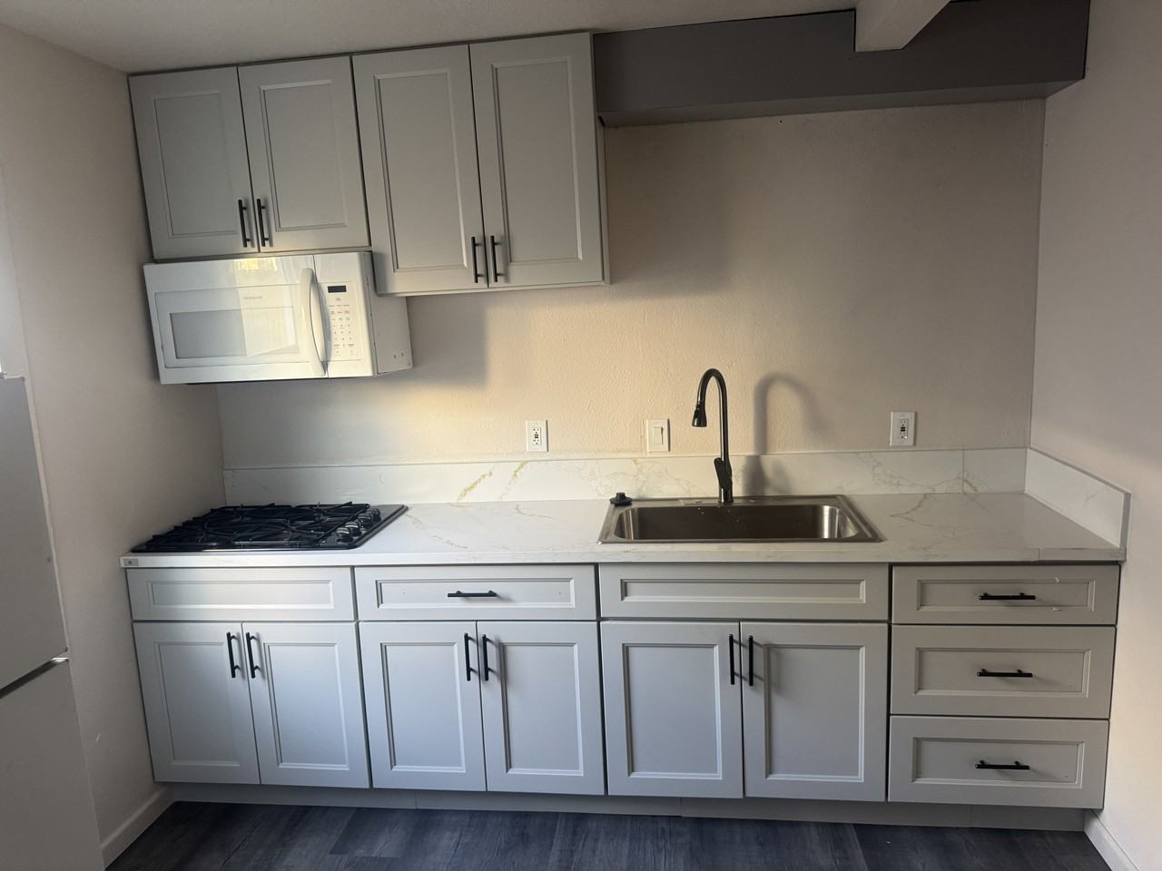 633 B St #1A - Photo 5 of 6