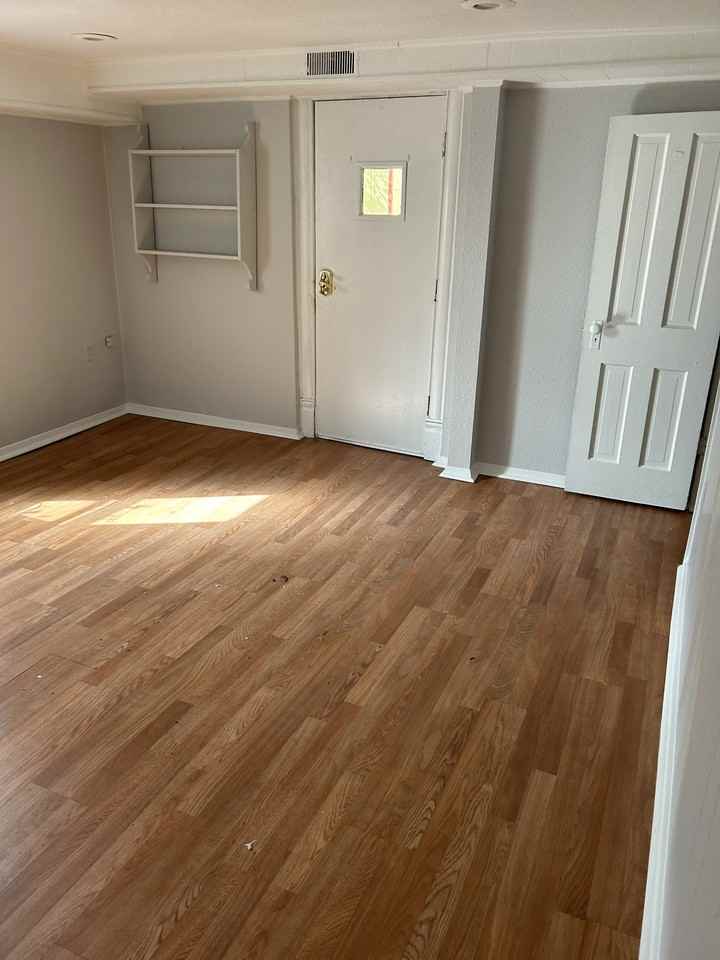2207 1/2 W Colorado Ave #1-2 - Photo 3 of 12