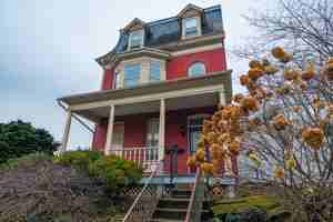 featured image of 1538 1st Ave #2