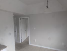 featured image of 621 1/2 S Center St