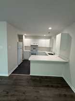 440 Main St #1000B - Photo 1 of 1