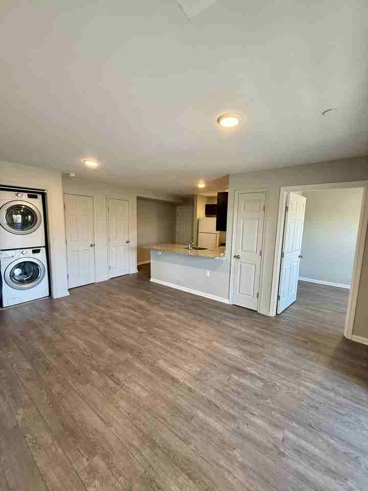 460 Main St #1000B - Photo 3 of 11
