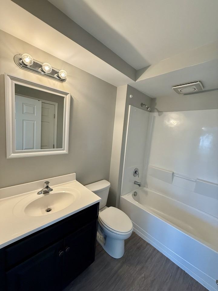460 Main St #1000B - Photo 4 of 11