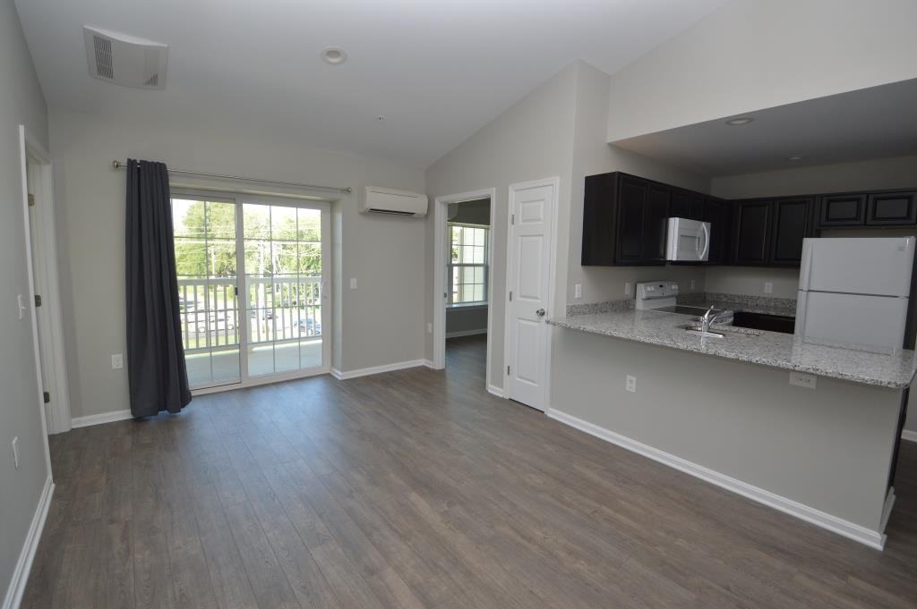 460 Main St #1000B - Photo 7 of 11