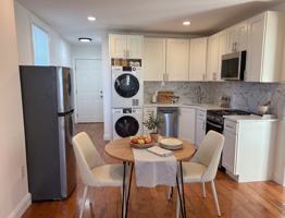 featured image of 117 Orleans St