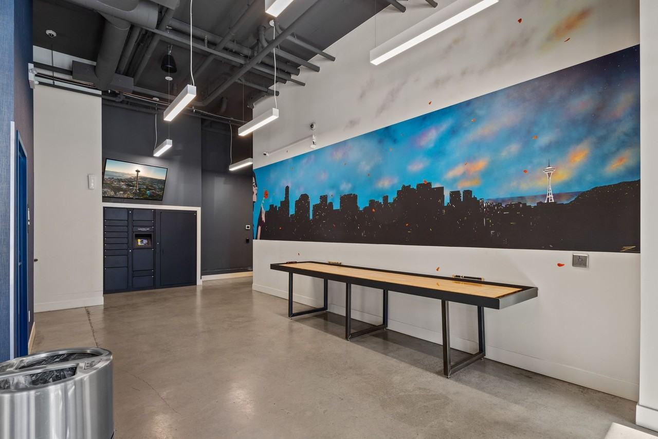 101 Broadway, Live Here, Go Anywhere - Photo 7 of 12