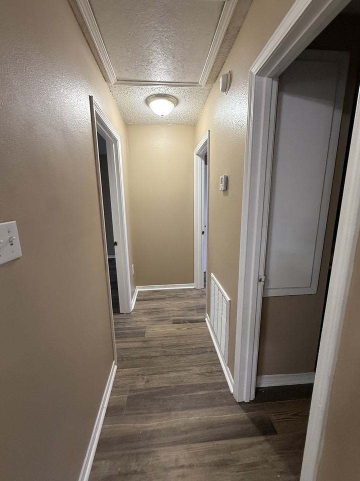 11539 Wendell Ln #G - Photo 5 of 9