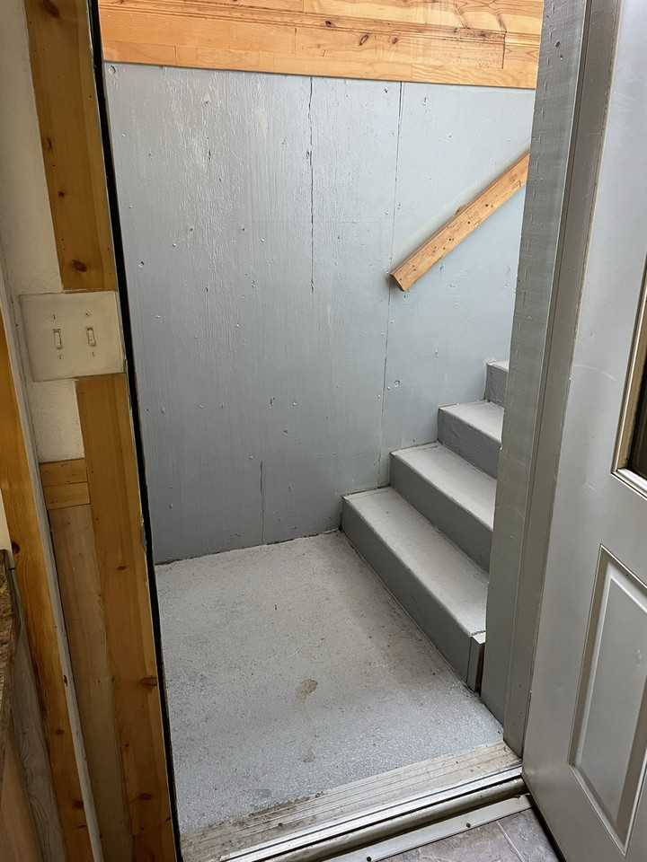 2122 Wisconsin 35 - Photo 5 of 7