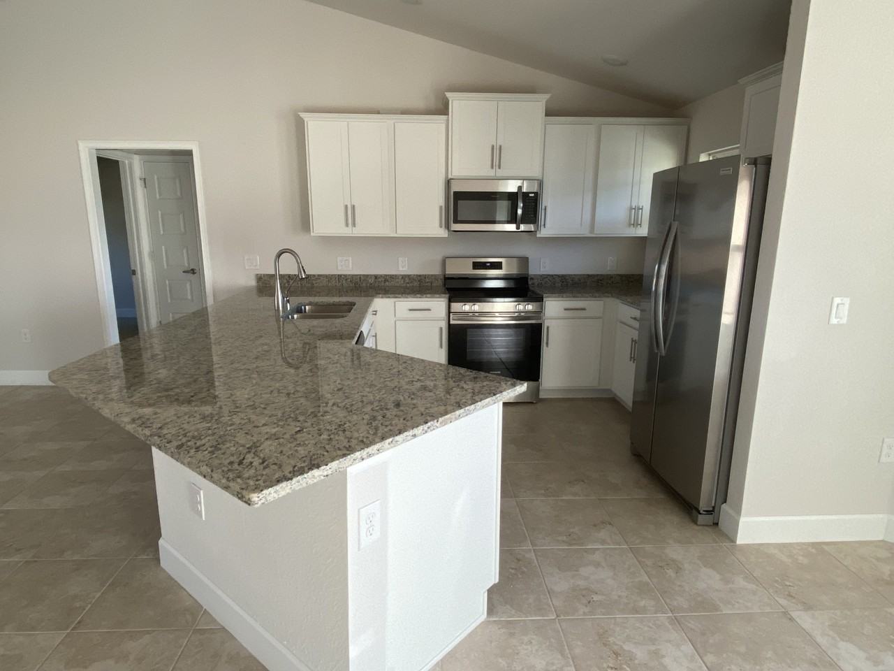 855 Cumberland Rd #NA - Photo 4 of 18