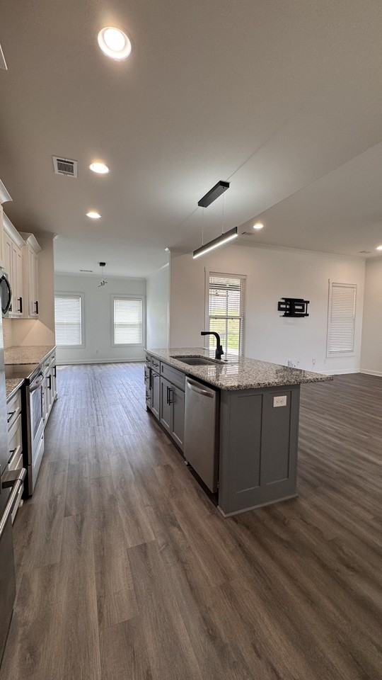 4005 Springwood Cir #NA - Photo 3 of 20