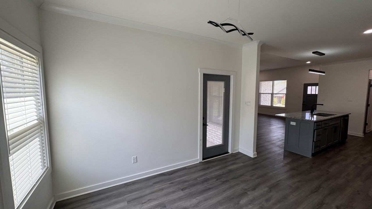 4005 Springwood Cir #NA - Photo 5 of 20