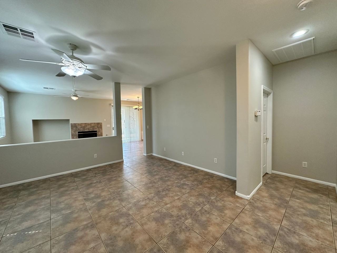 3143 Diamond Crest Ln - Photo 3 of 27