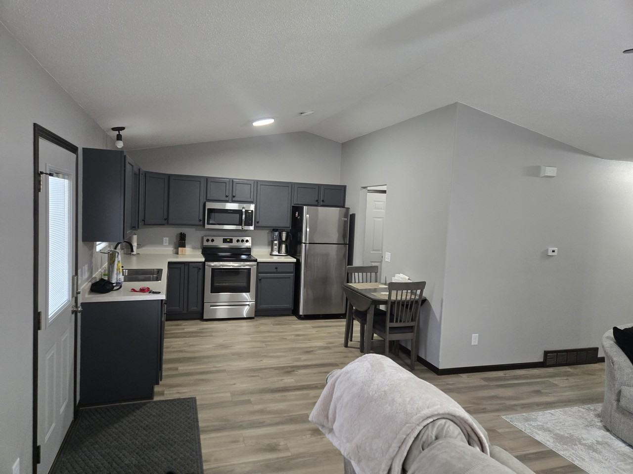 4026 Echo Valley Dr #NA - Photo 3 of 15