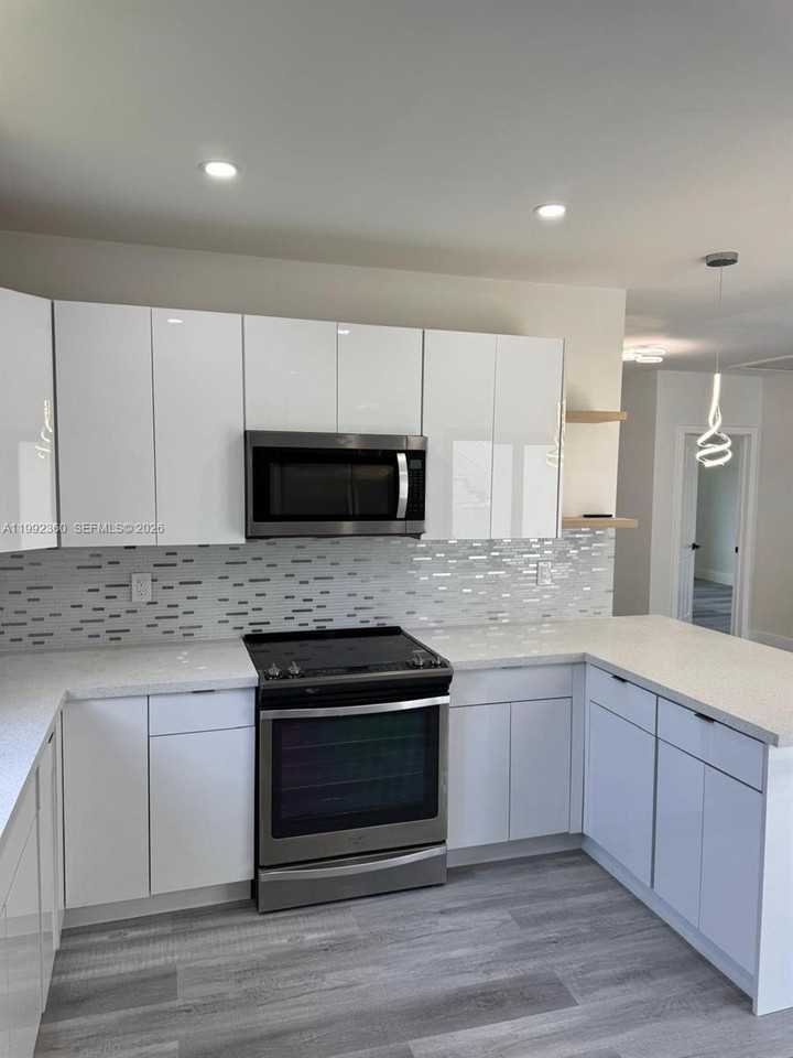 2160 Northwest 30th Street #0 - Photo 6 of 21