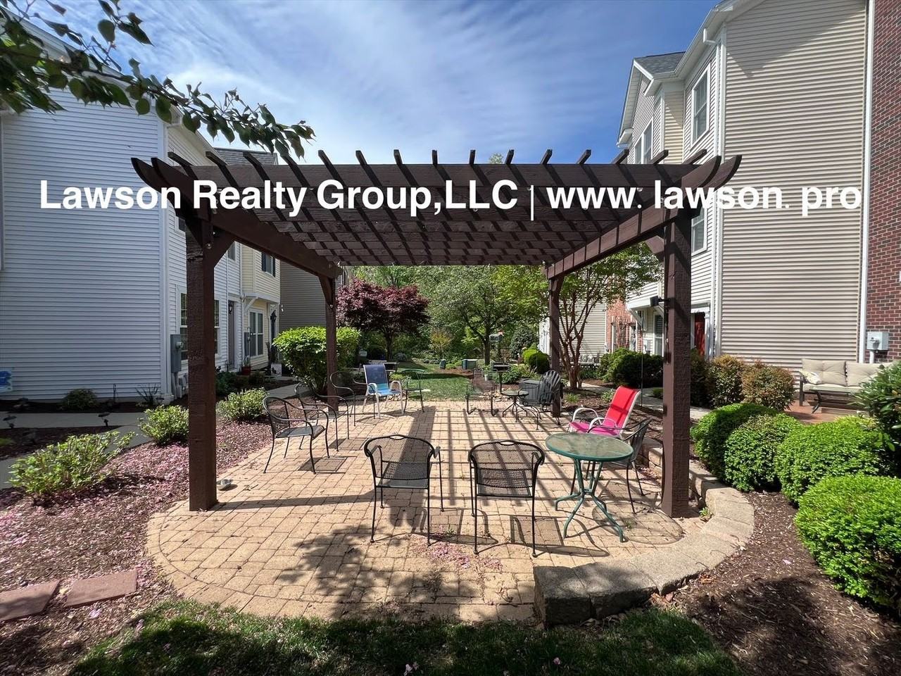 3937 Colonial Green Cir Sw - Photo 5 of 46