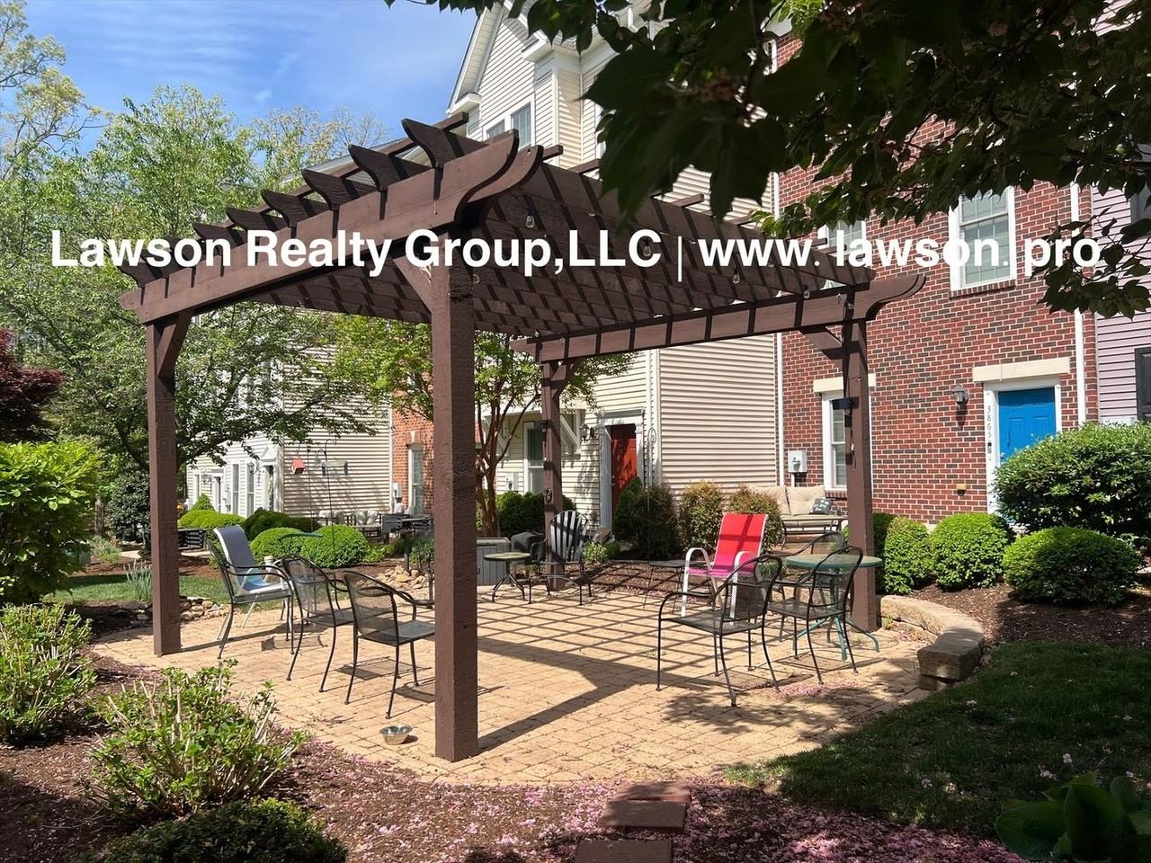 3937 Colonial Green Cir Sw - Photo 6 of 46