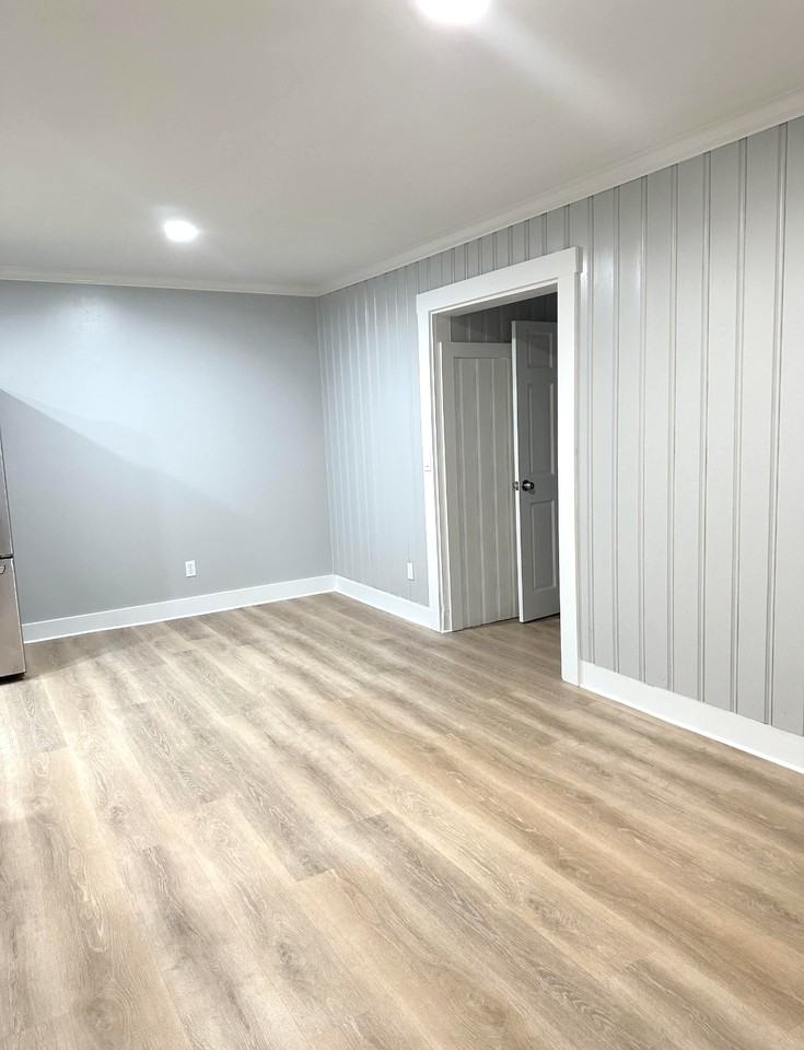 Arnold St #1 - Photo 4 of 5