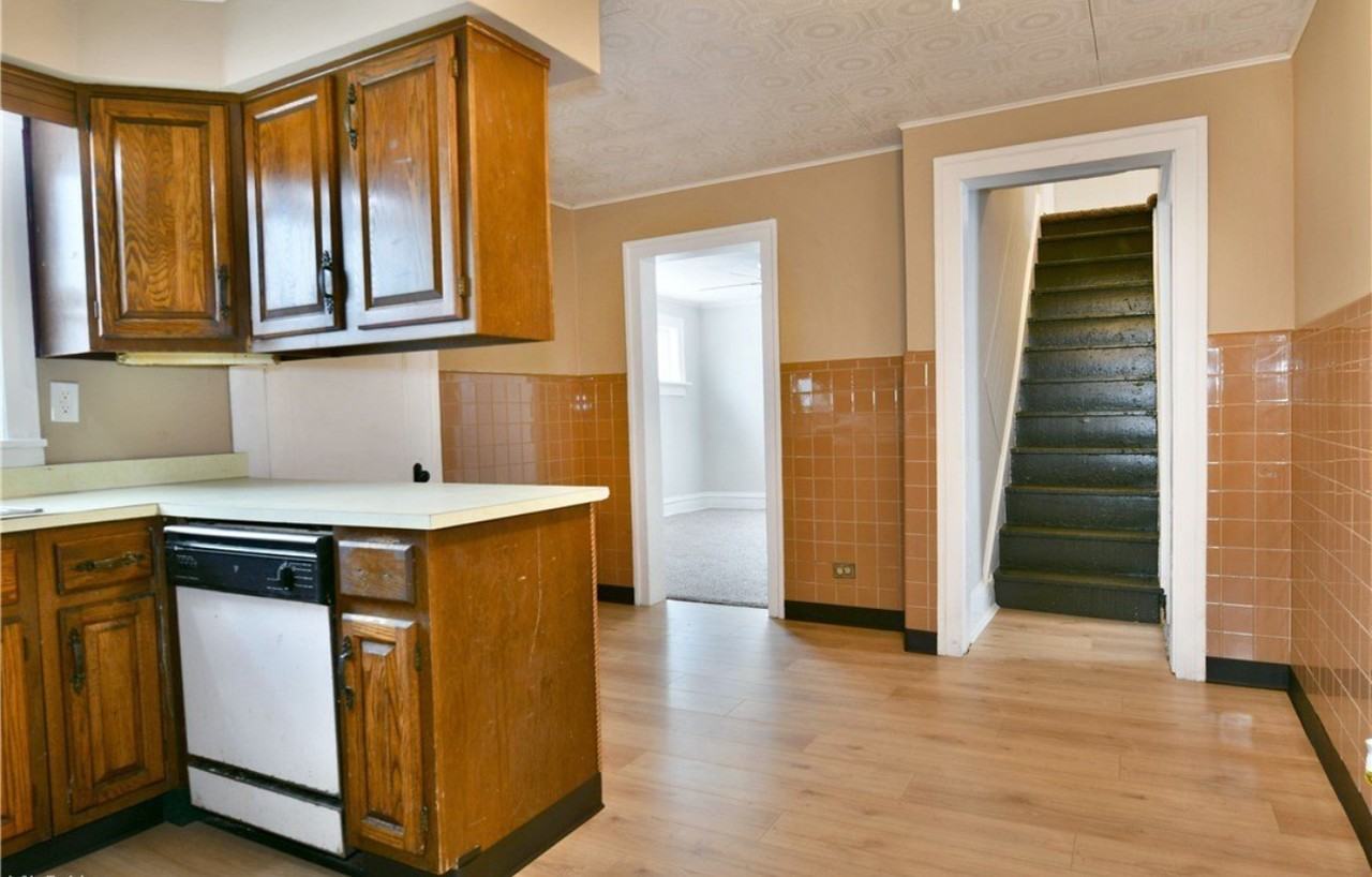 63 Linden Ave #NA - Photo 2 of 13