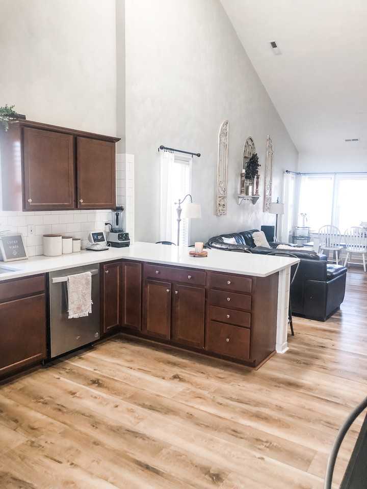 1115 Crosscreek Dr #NA - Photo 5 of 46