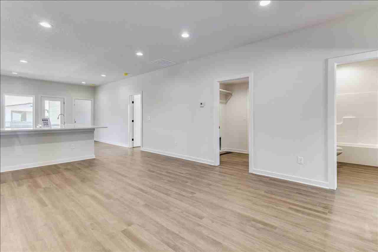 5067 S Vassar Ct - Photo 5 of 32