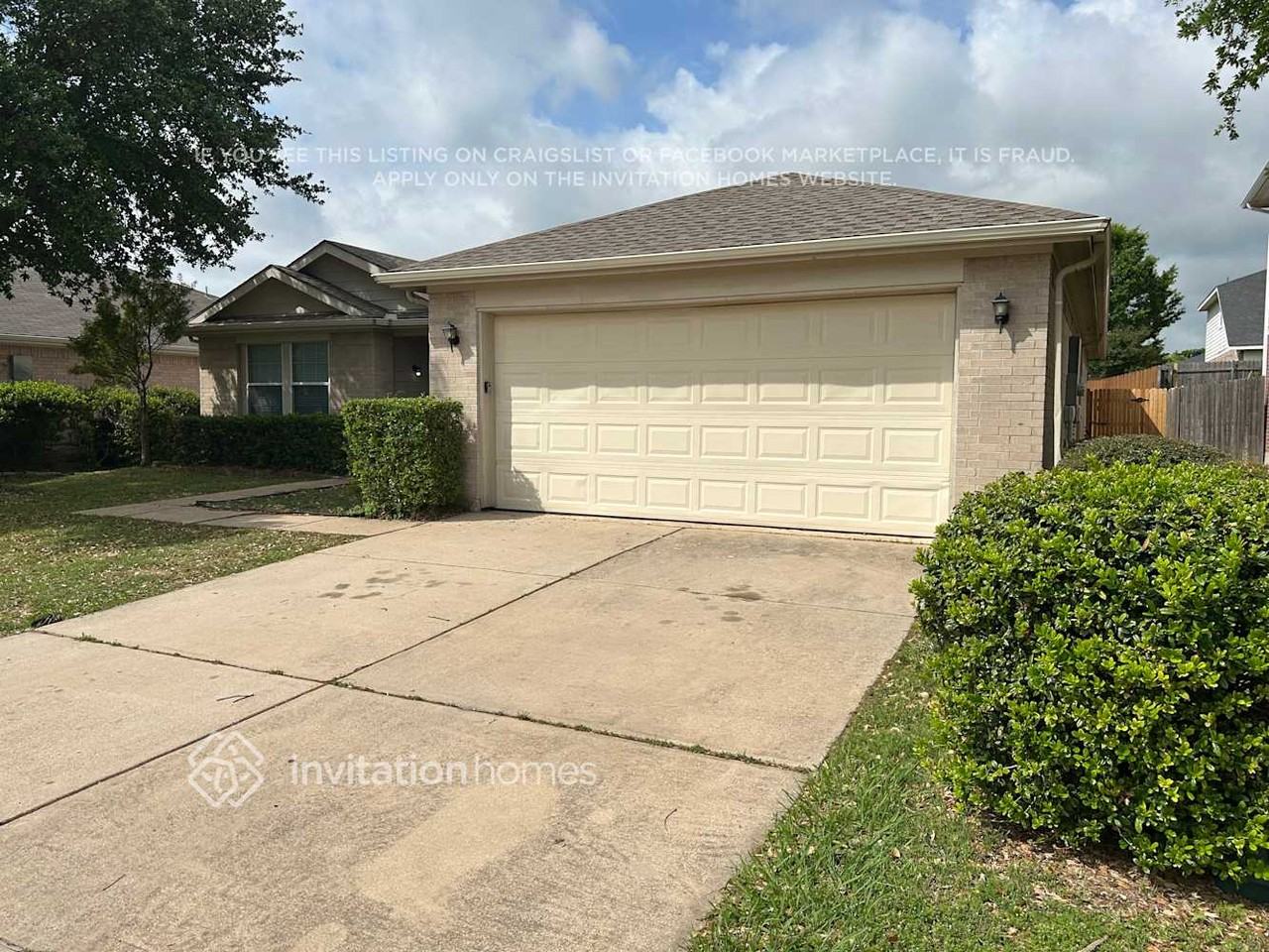 217 Windmill Dr - Photo 2 of 24
