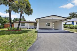 Renovated 3BR/2BA Corner Single - Photo 1 of 1