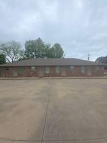 808 S Knoxville Ave - Photo 1 of 1