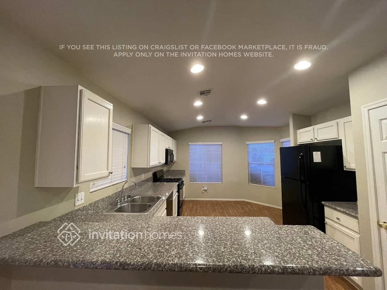 285 Mayberry St - Photo 4 of 14