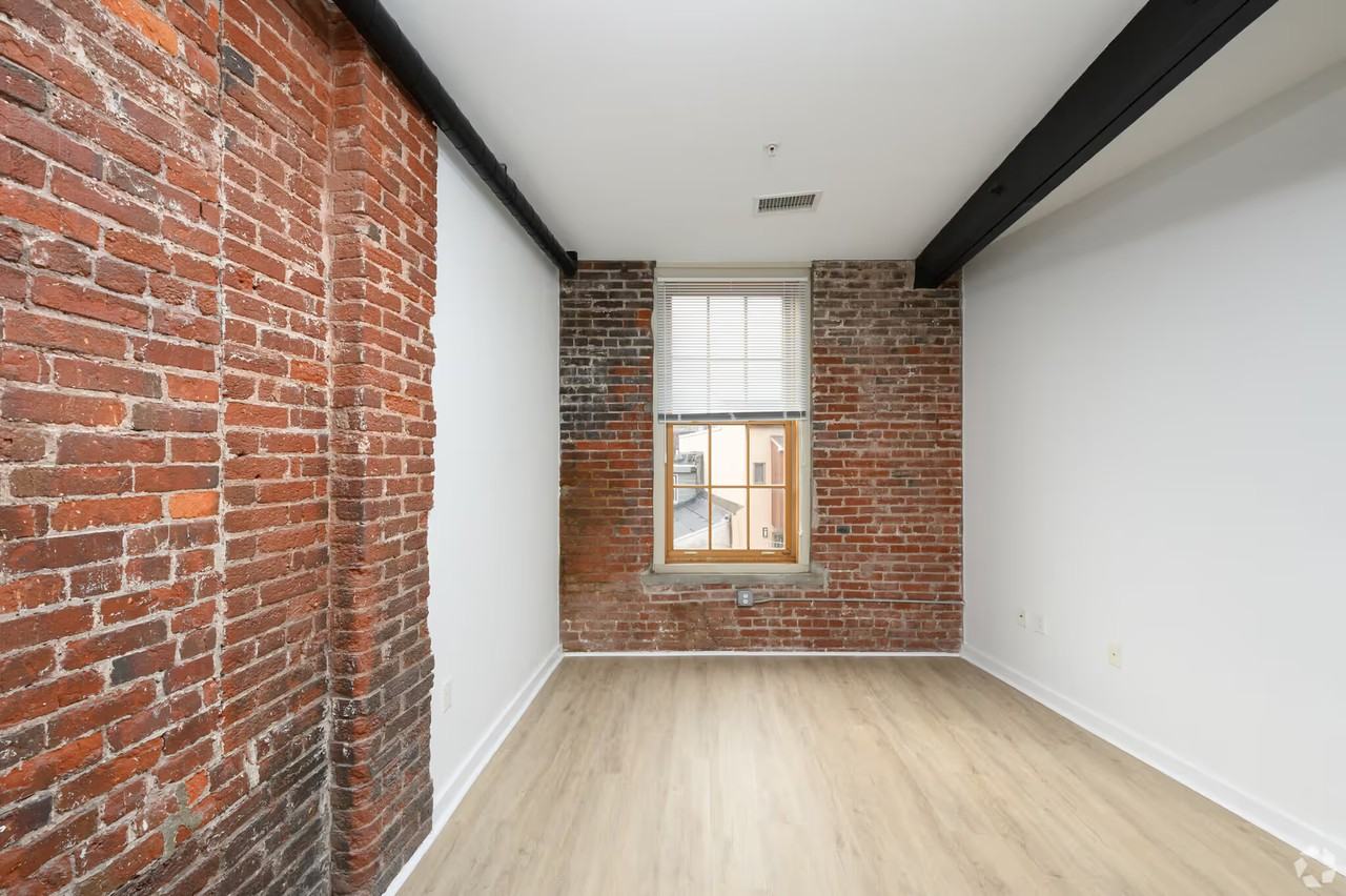 Carriage Wheel Lofts - Photo 6 of 27