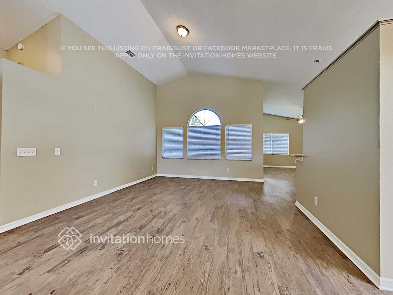 12864 Maribou Cir - Photo 4 of 23