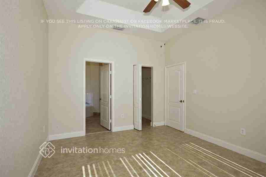 859 Sw 155th Ct - Photo 6 of 17