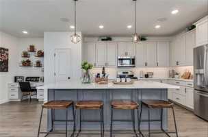 featured image of 11549 S Dorian Dr