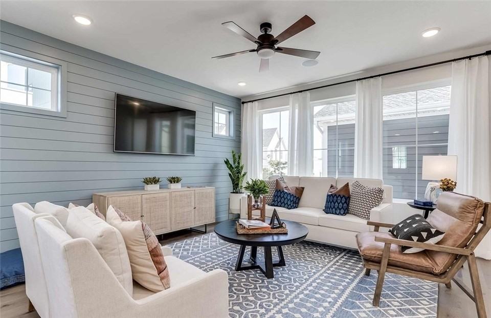 11549 S Dorian Dr - Photo 4 of 27