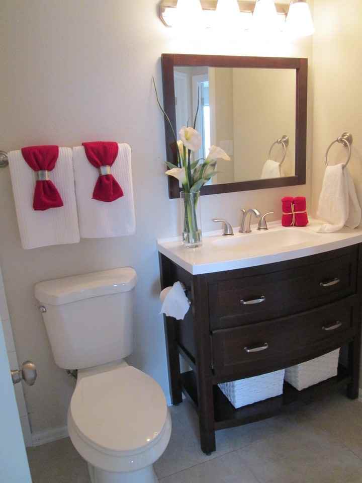 2038 Sumac St - Photo 4 of 19