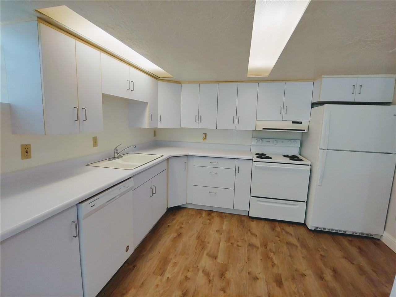 1177 En - Photo 5 of 33