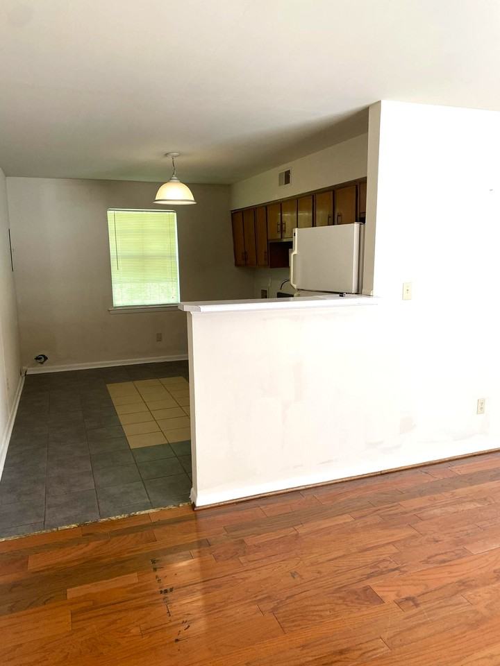 341 16th Avenue South #A - Photo 3 of 9