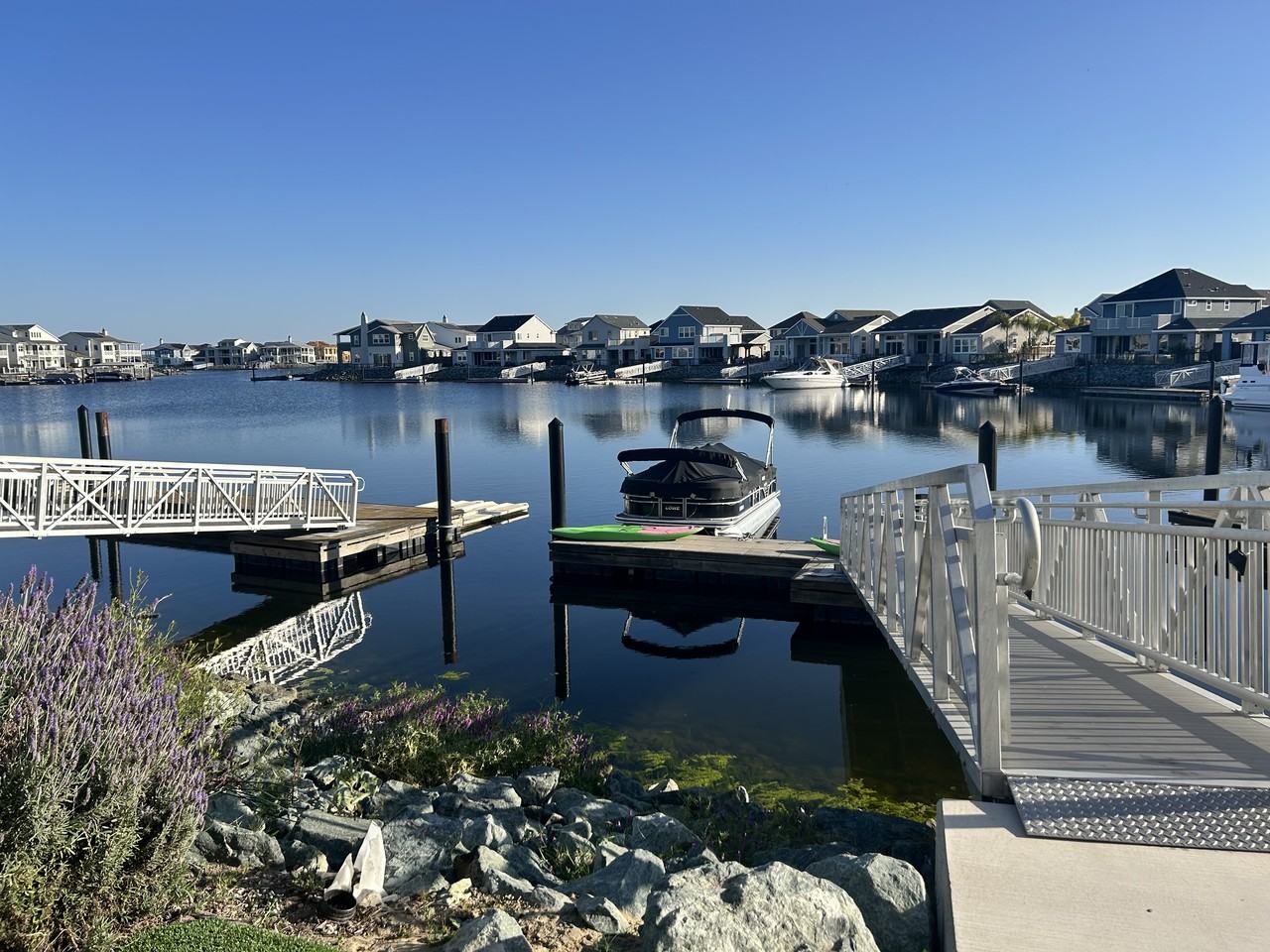 3215 Delta Coves Drive - Photo 2 of 20