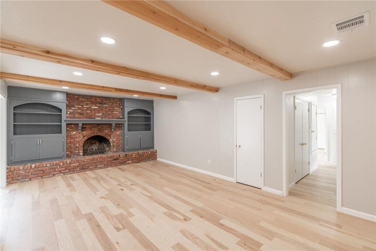 5124 Nw 19th Ter - Photo 4 of 31