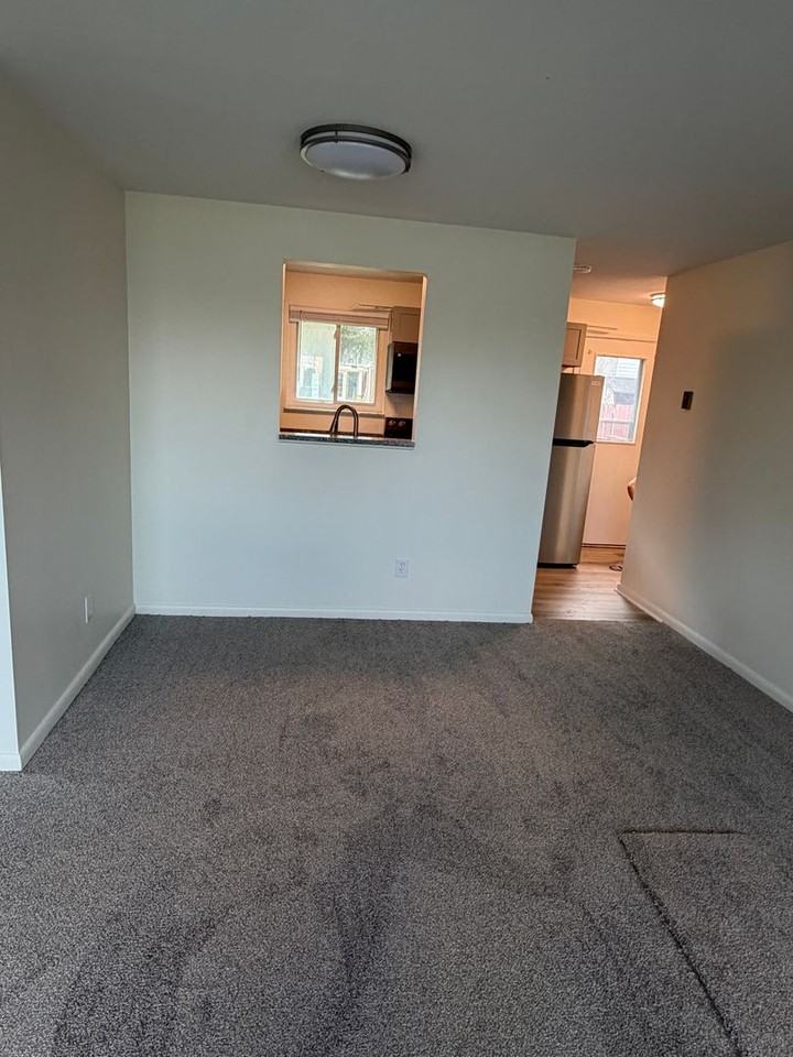 4632 Eastman Ave - Photo 7 of 12