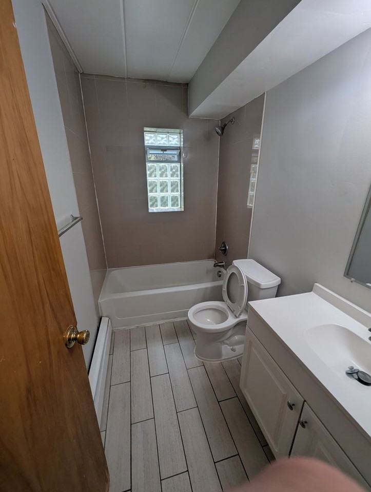 1621 Asmann Ave - Photo 5 of 12