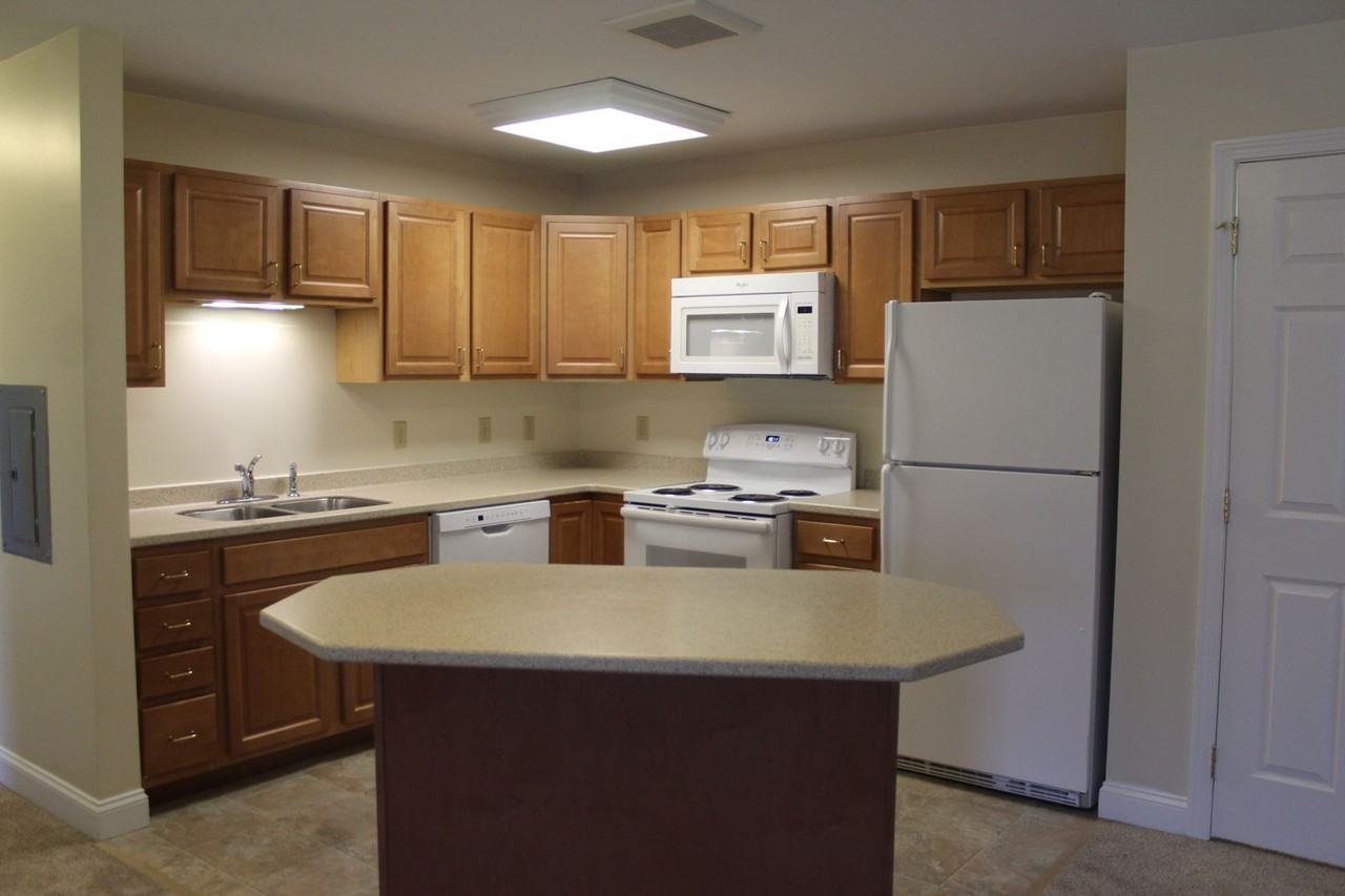 Clough Farms Apartments - Photo 2 of 6