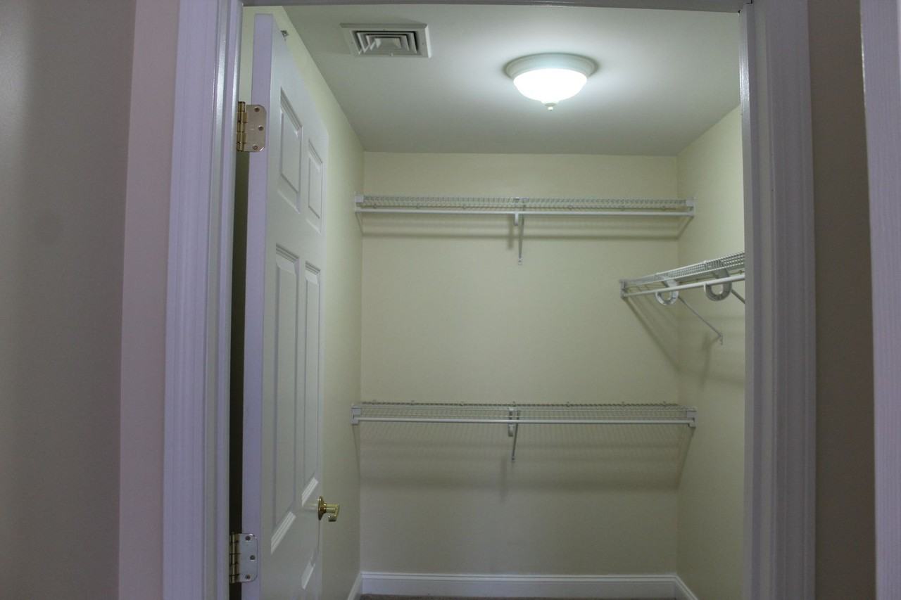 Clough Farms Apartments - Photo 5 of 6